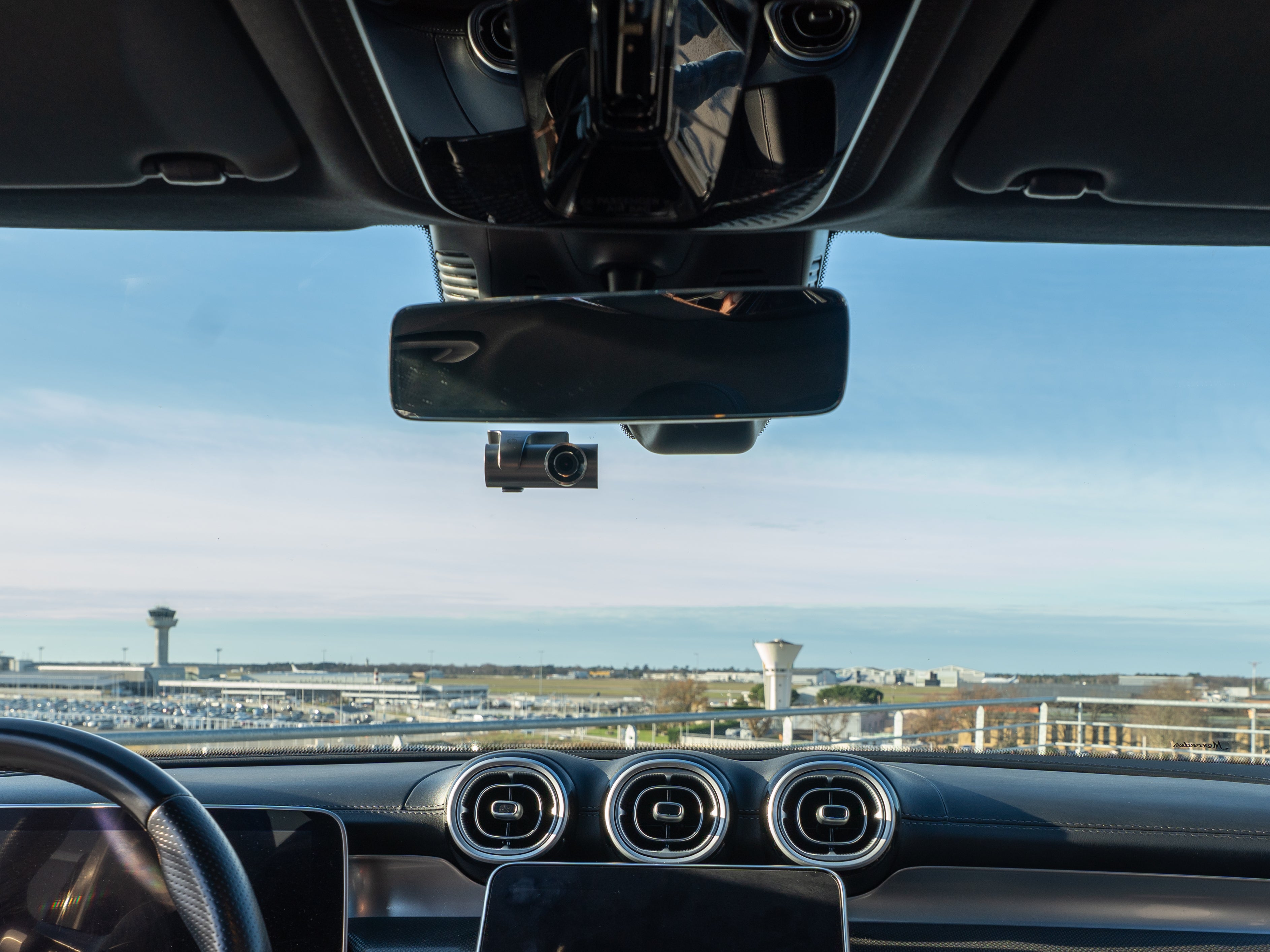 Dashcam pour jeune conducteur : pourquoi cet équipement peut éviter bien des problèmes